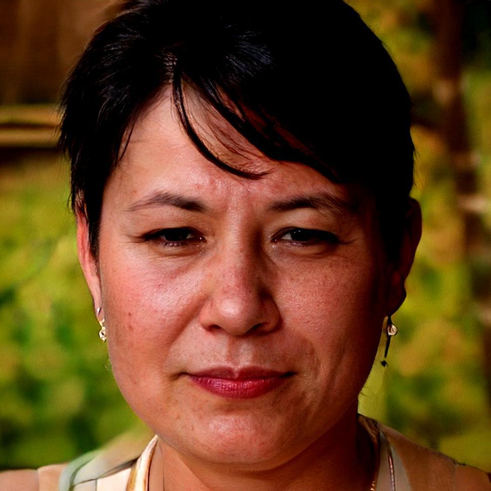 Retrato de Ana mentora de inversiones